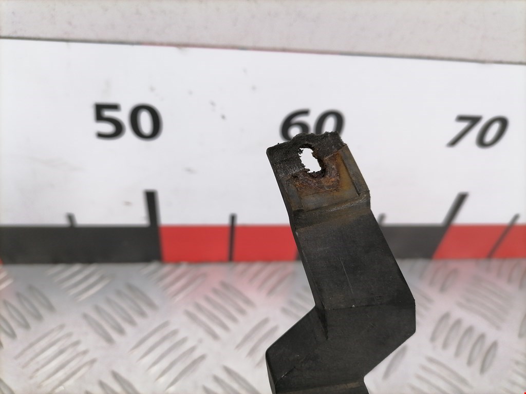 Кронштейн фары правый LAND ROVER Range Rover 2002-2012