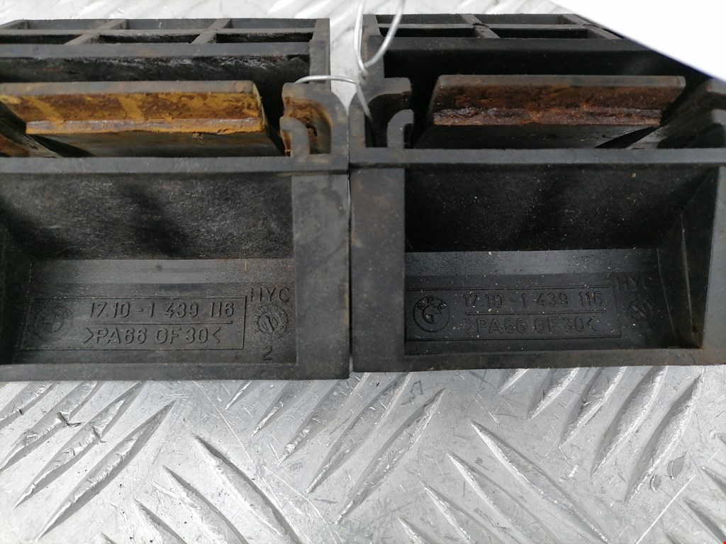 Кронштейн (крепление) радиатора LAND ROVER Range Rover 2002-2012