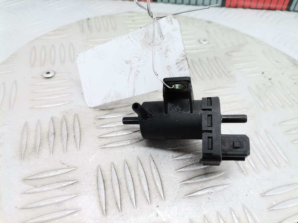 Клапан воздушного фильтра Volvo S40 V40 1 (1996-2004)