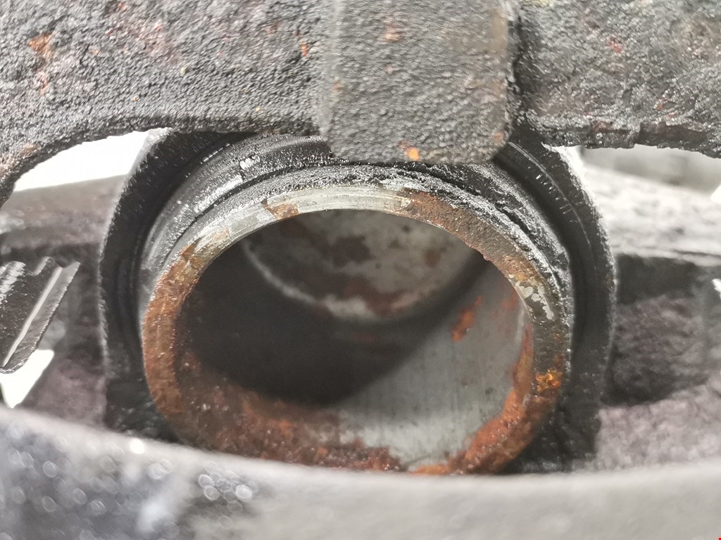 Суппорт передний правый OPEL Corsa D 2006-2014