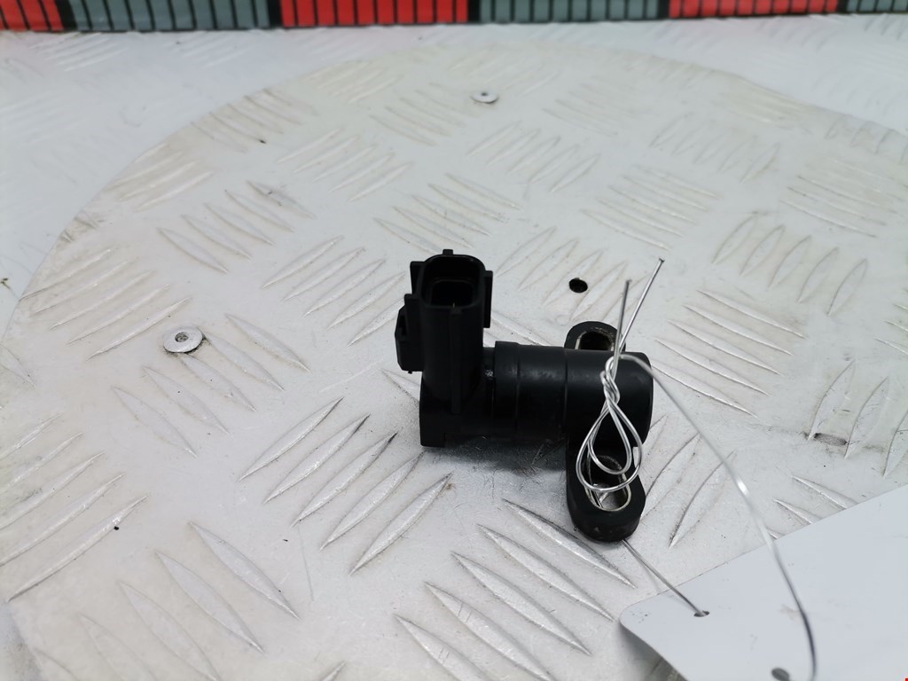 Датчик положения коленвала FORD Focus II 2005-2011