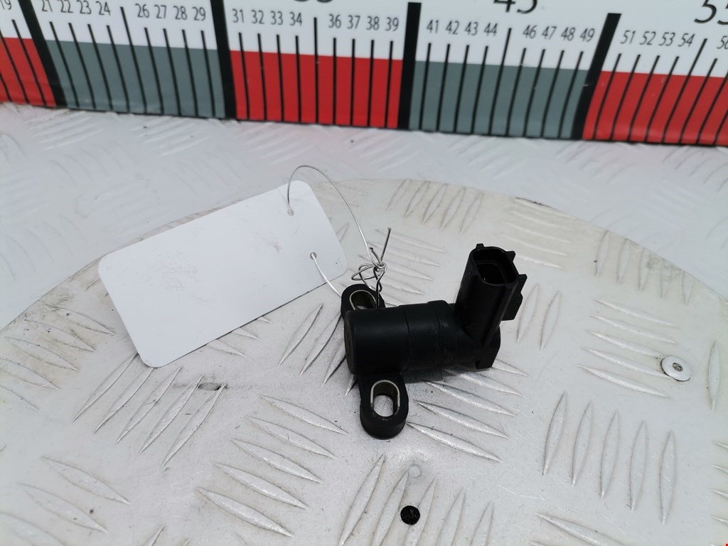 Датчик положения коленвала FORD Focus II 2005-2011