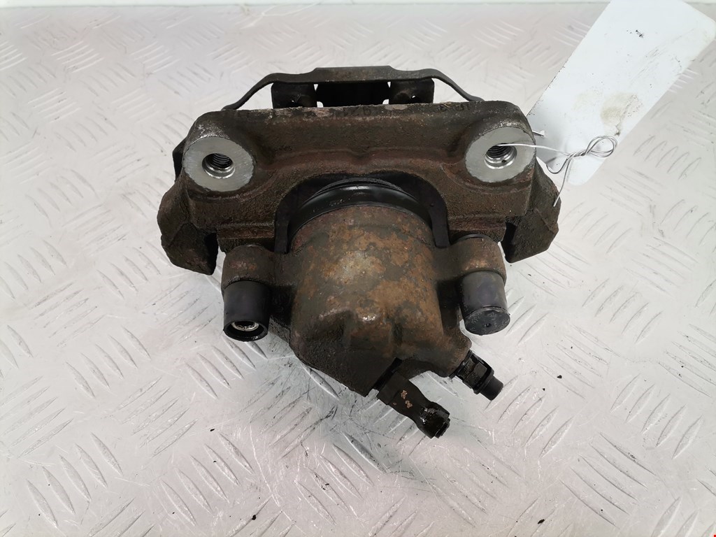 Суппорт передний правый BMW X1 E84 2009-2015