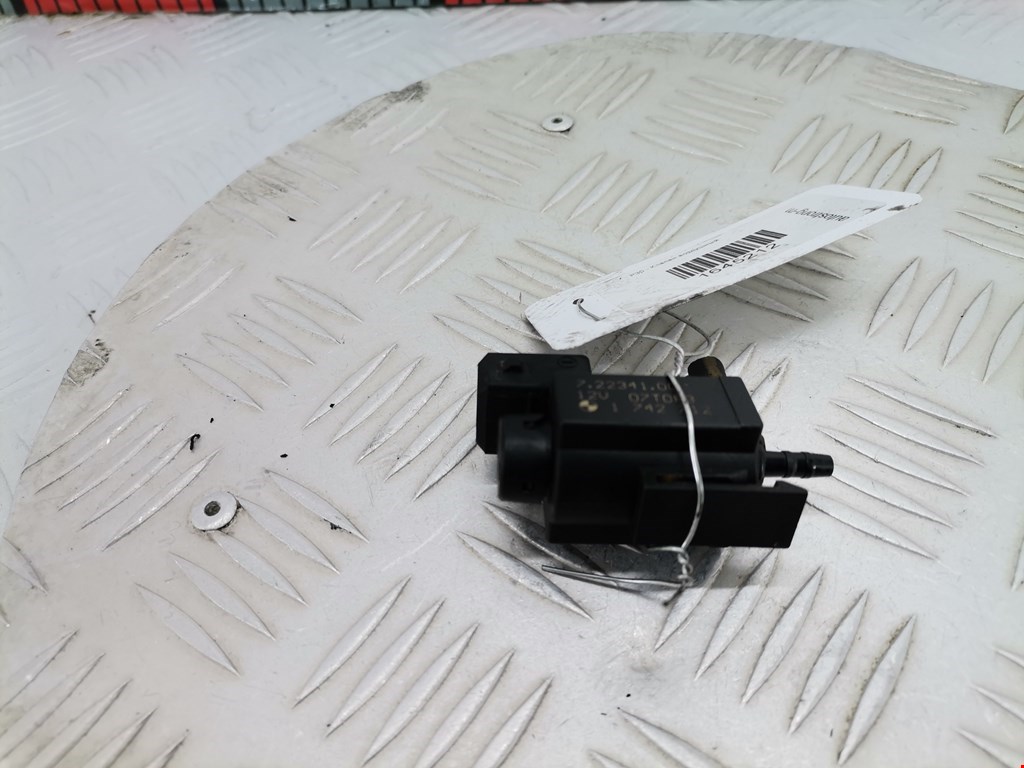 Клапан воздушного фильтра BMW X5 (E70) (2006-2013)