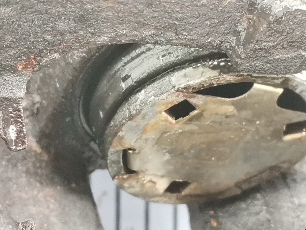 Суппорт передний левый OPEL Corsa D 2006-2014