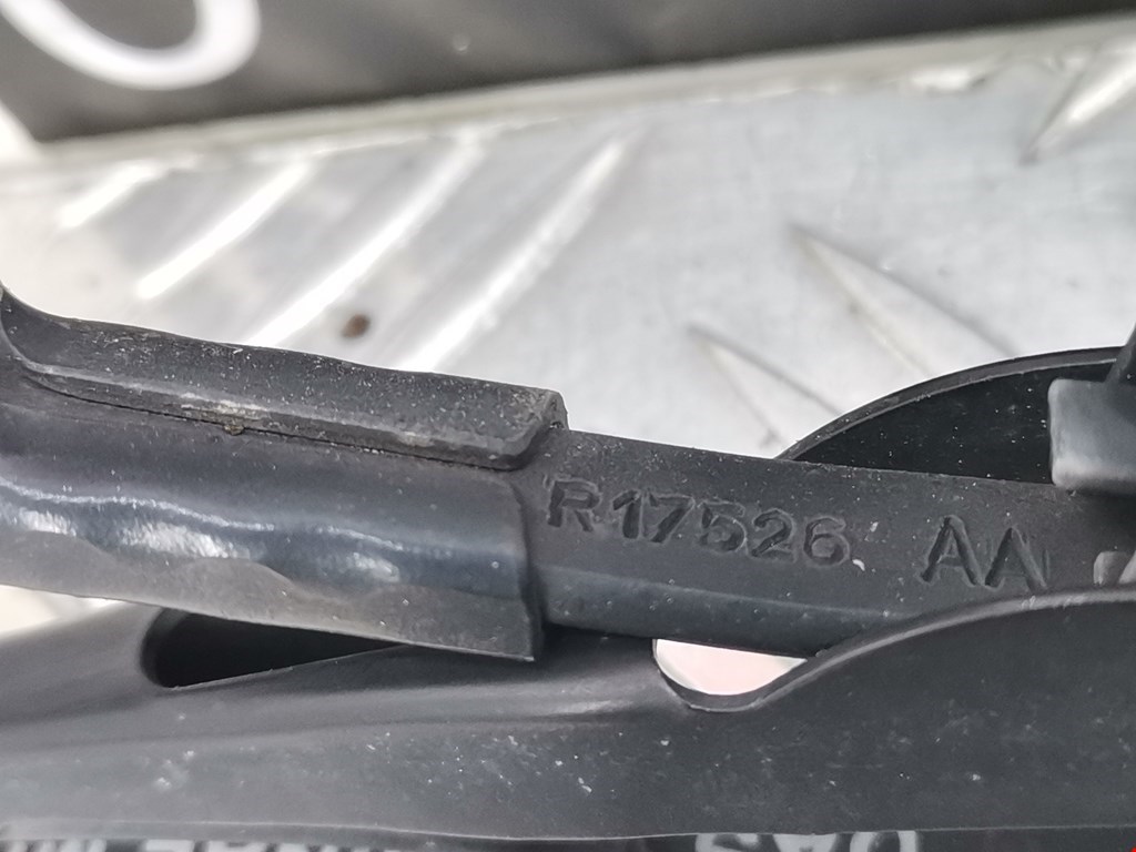 Поводок дворника задний (заднего) FORD C-MAX 2003-2010