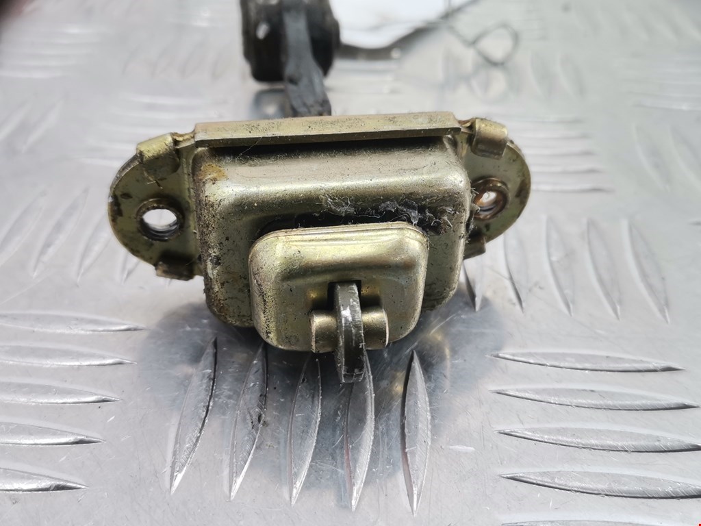 Ограничитель открывания двери NISSAN Primera P11 1996-2002