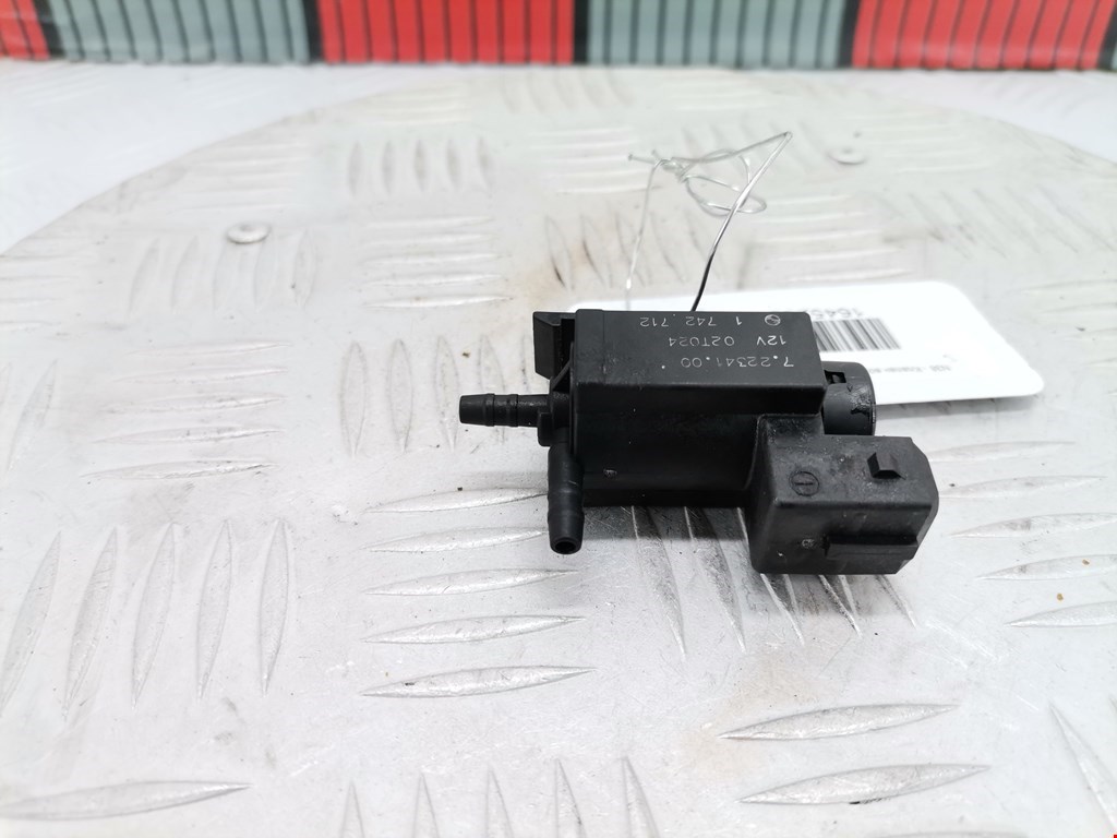 Клапан воздушного фильтра BMW 3-Series (E46) (1998-2007)