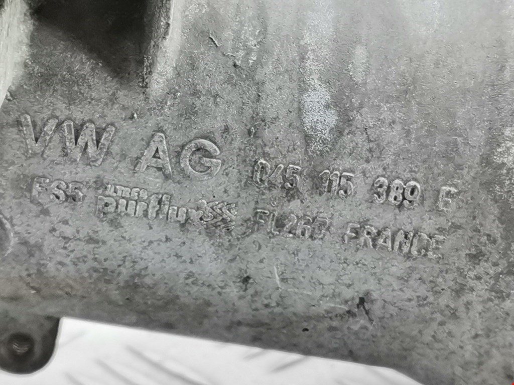 Корпус масляного фильтра VOLKSWAGEN Touran 2003-2010