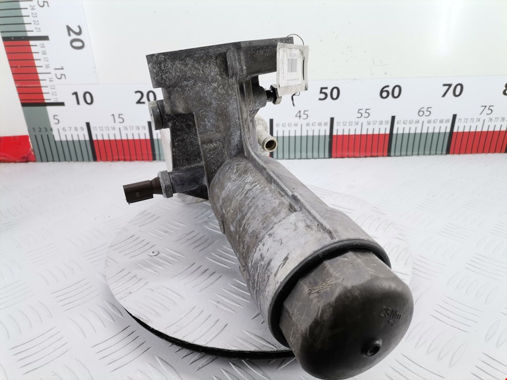 Корпус масляного фильтра AUDI A4 B6 2001-2005