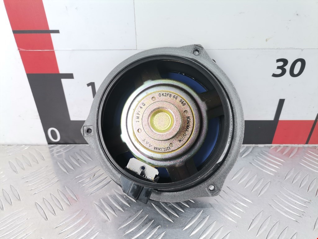 Динамик KIA Carens 1999-2002