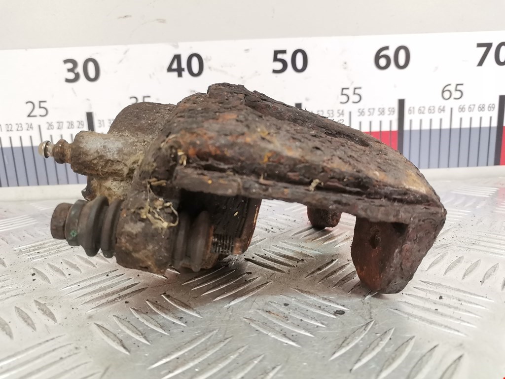 Суппорт передний левый JEEP Cherokee XJ 1984-2001