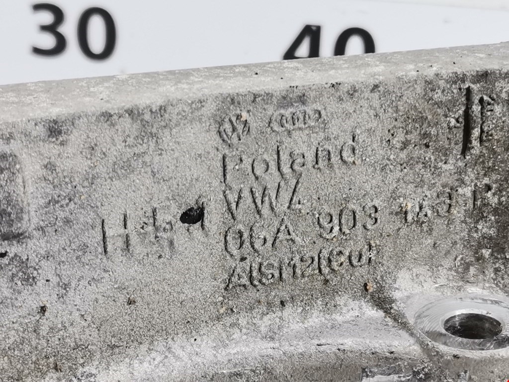 Кронштейн генератора VOLKSWAGEN Bora 1998-2005