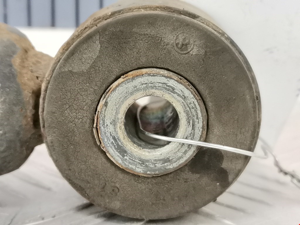 Амортизатор задний правый RENAULT Clio 1998-2008