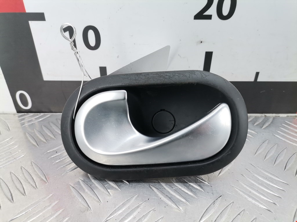 Ручка дверная передняя внутренняя левая RENAULT Scenic II 2003-2010