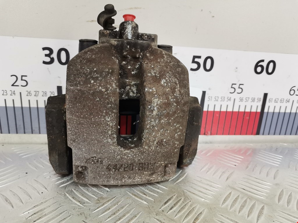 Суппорт задний левый BMW X5 E70 2007-2013