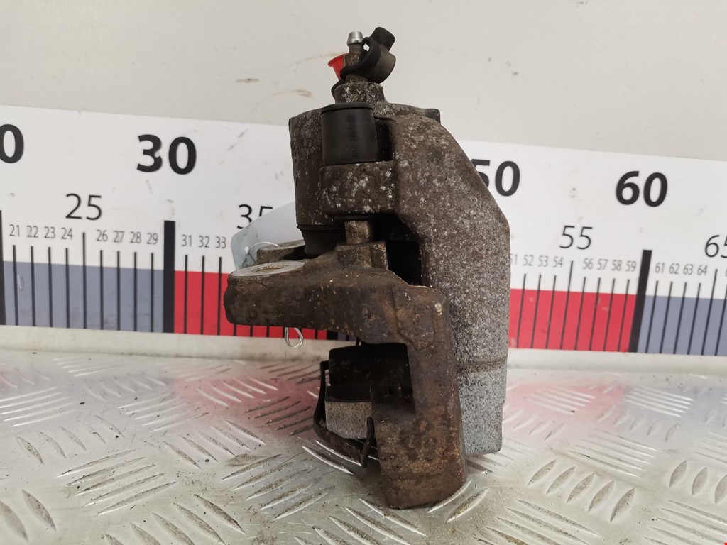 Суппорт задний левый BMW X5 E70 2007-2013