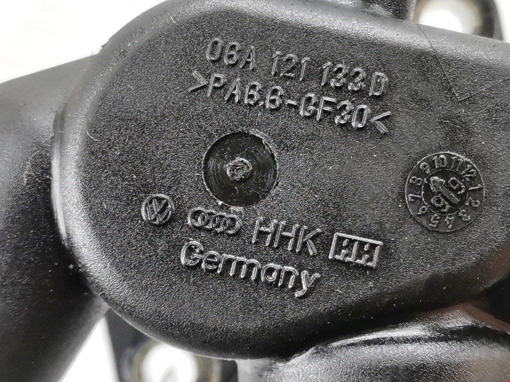 Тройник системы охлаждения VOLKSWAGEN Bora 1998-2005