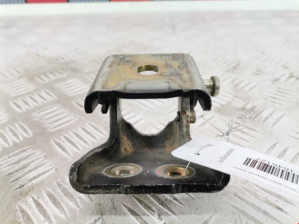 Петля двери передней правой Peugeot 407 (2004-2010)