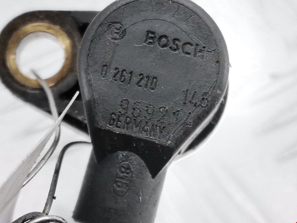 Датчик положения коленвала VOLKSWAGEN Bora 1998-2005