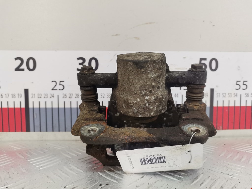 Суппорт передний левый TOYOTA Avensis 2003-2008