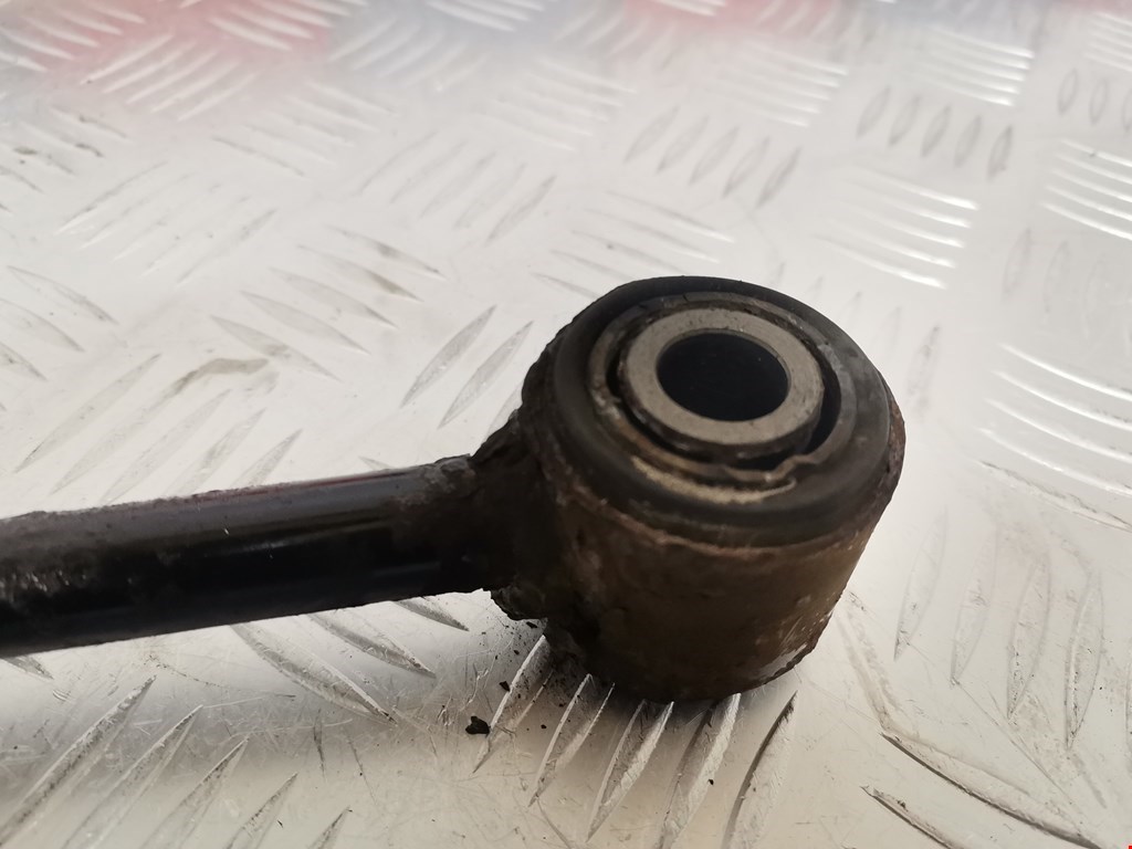 Рычаг задний правый TOYOTA Avensis 2003-2008