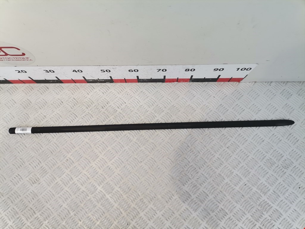 Накладка декоративная (молдинг) двери передней левой Ford Mondeo 1 (1993-1996)