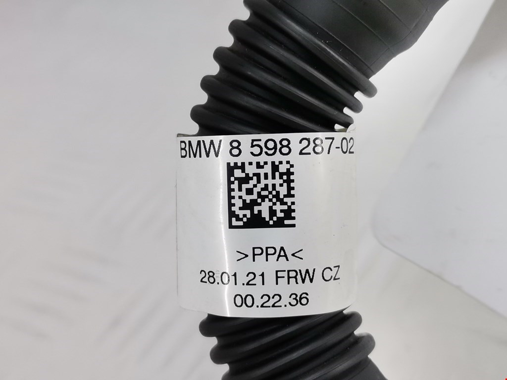 Трубка картерных газов BMW 5er 5 серия G30/G31 2016-н.в.