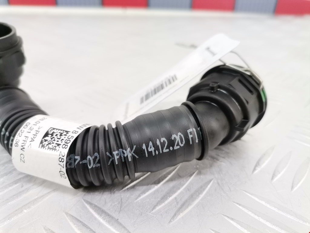 Трубка картерных газов BMW 5er 5 серия G30/G31 2016-н.в.