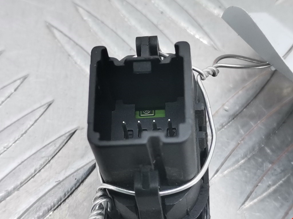 Кнопка стеклоподъемника FORD C-MAX 2003-2010