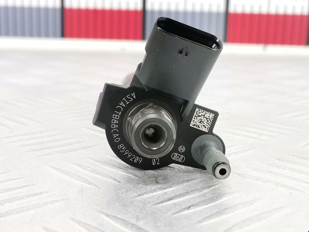 Форсунка дизельная электрическая BMW 5er 5 серия G30/G31 2016-н.в.