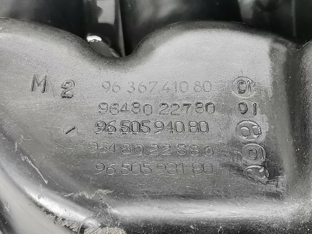 Коллектор впускной CITROEN Xsara Picasso 1999-2012