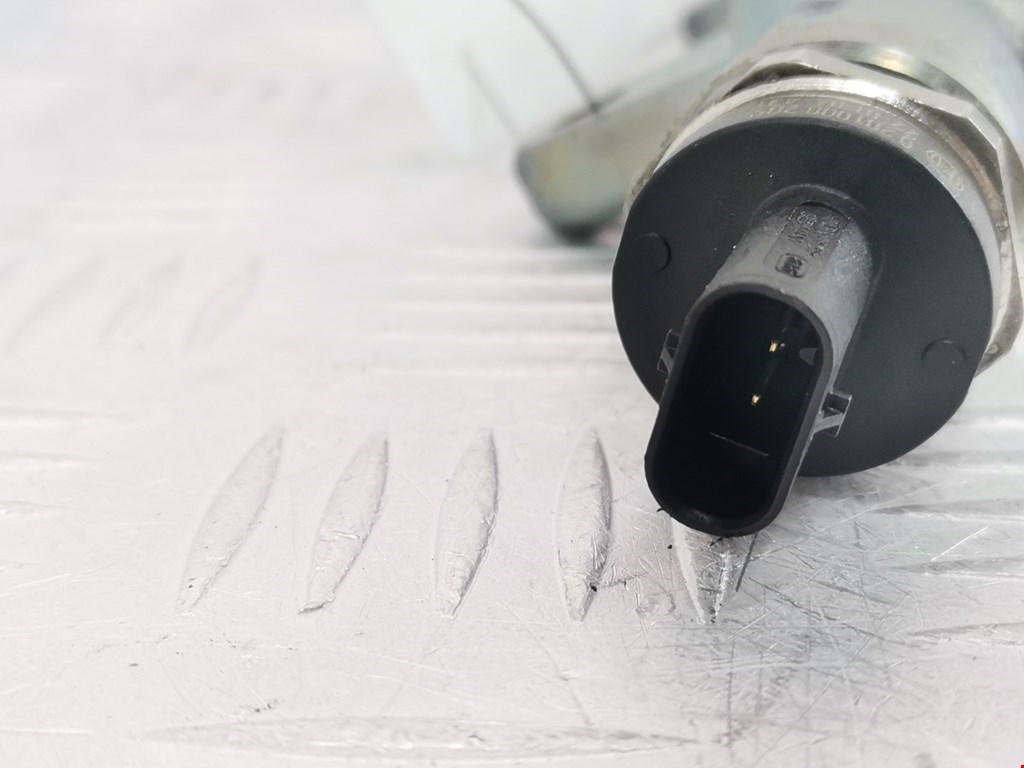 Регулятор давления топлива BMW X1 F48 2015-н.в.