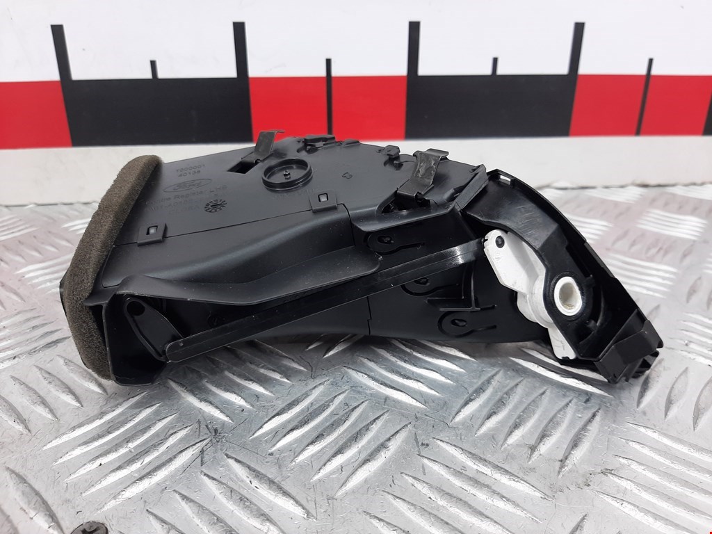 Дефлектор воздушный FORD Fiesta 2008-2012