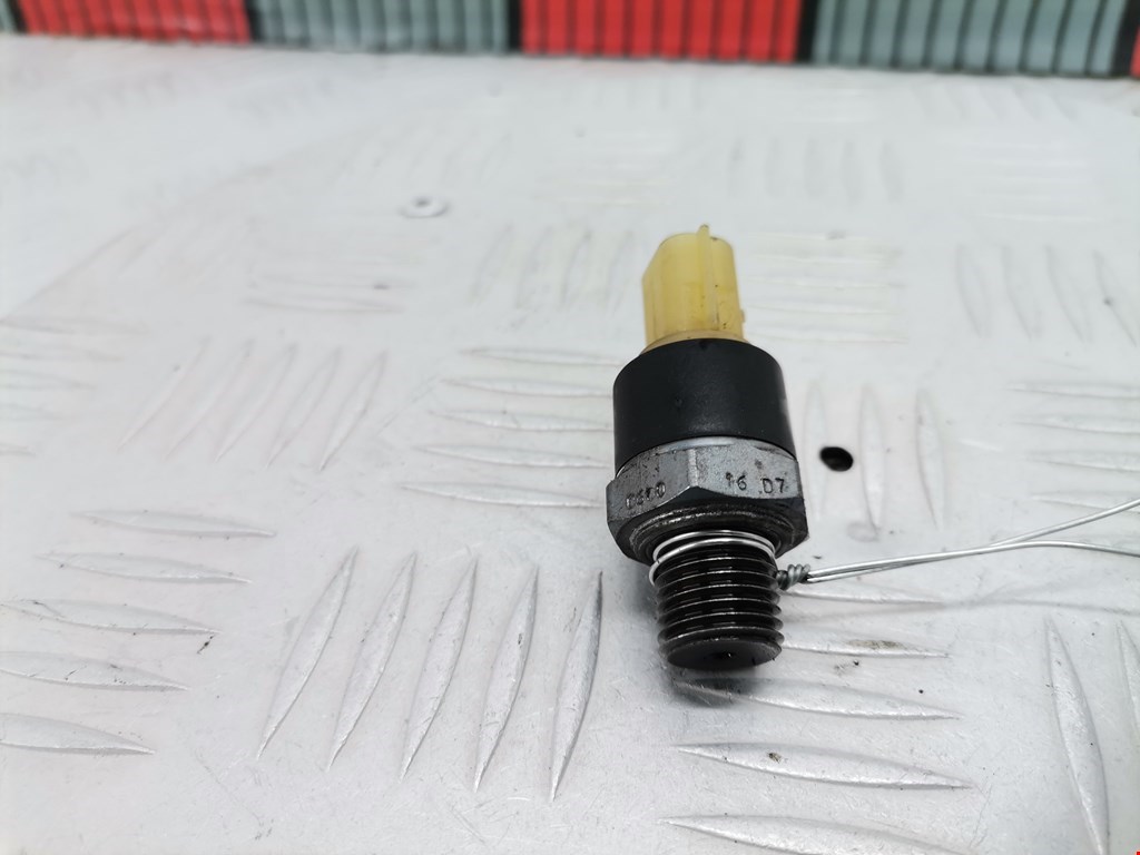Датчик давления масла RENAULT Megane II 2002-2009