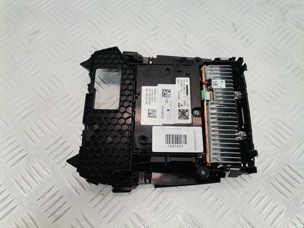 Плафон салонный (салона фонарь) BMW 1er F40 2019-н.в.