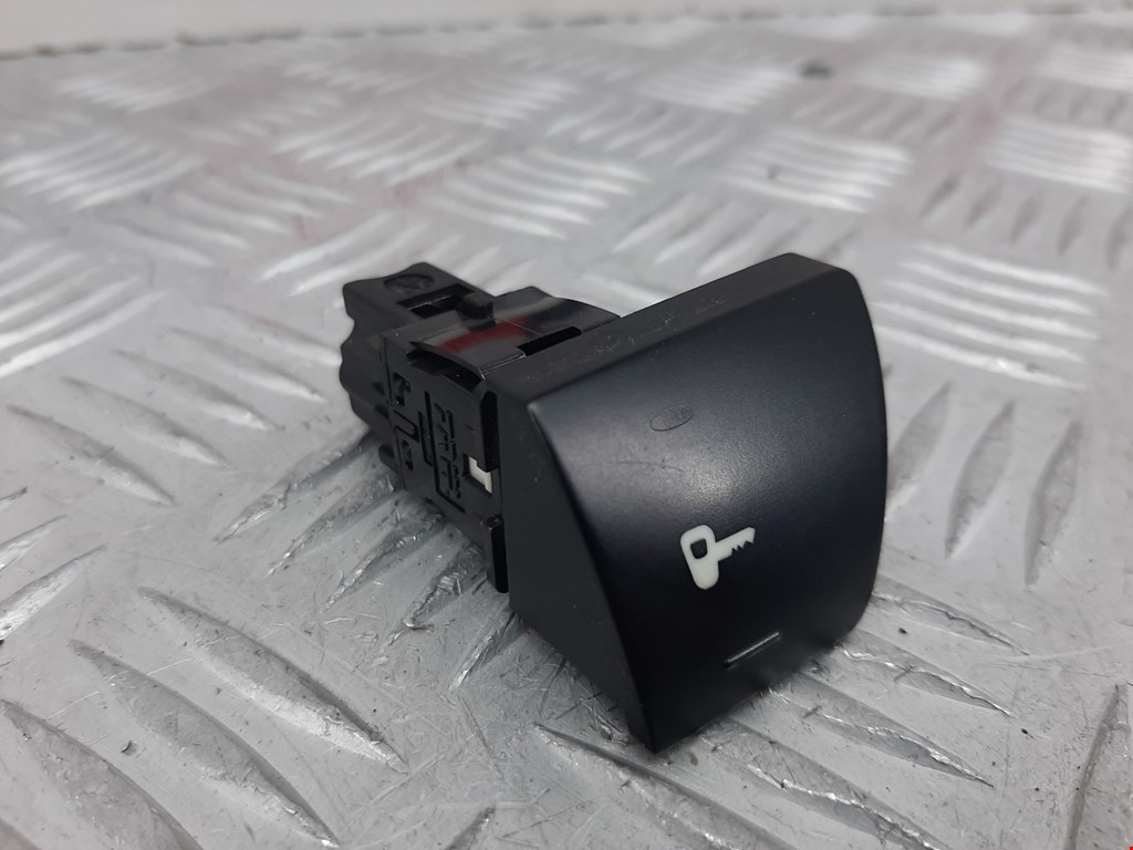 Кнопка центрального замка PEUGEOT 307 2001-2008