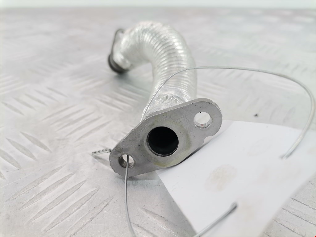 Трубка нагнетателя BMW 3er F30/F31/F80 2011-2019