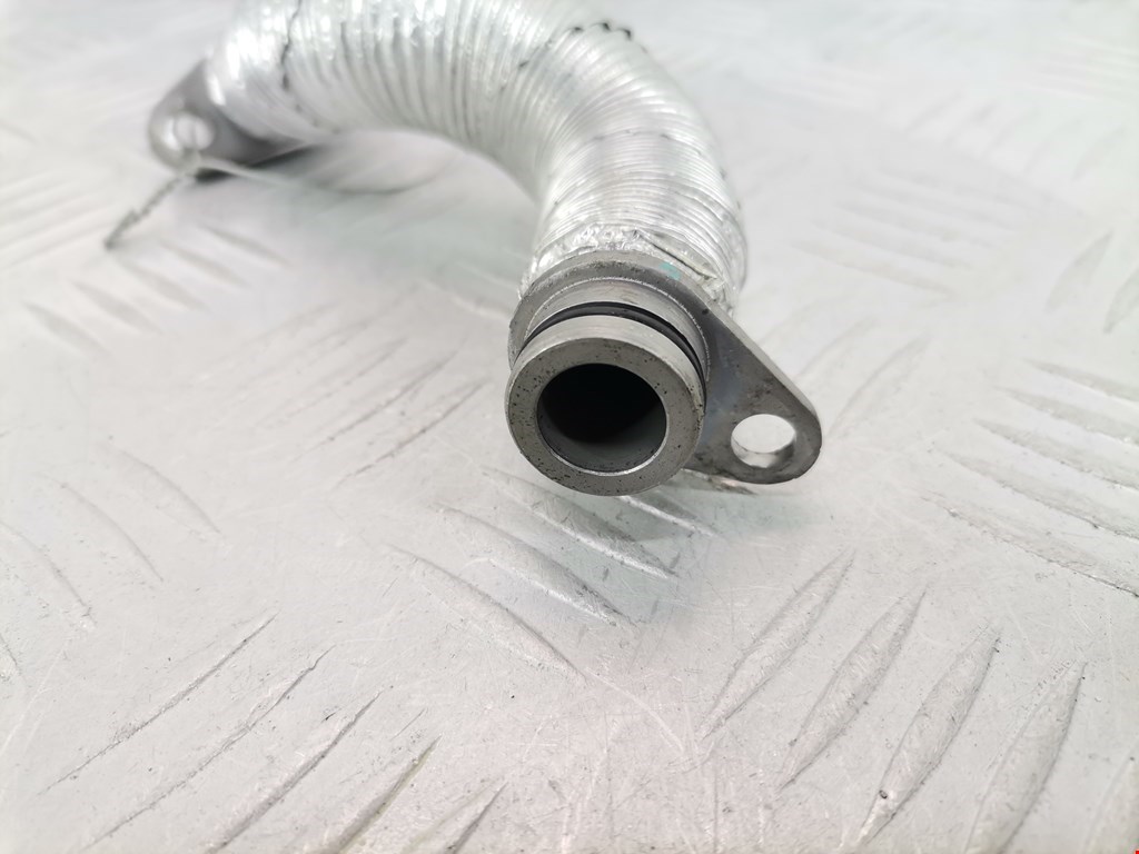 Трубка нагнетателя BMW 3er F30/F31/F80 2011-2019