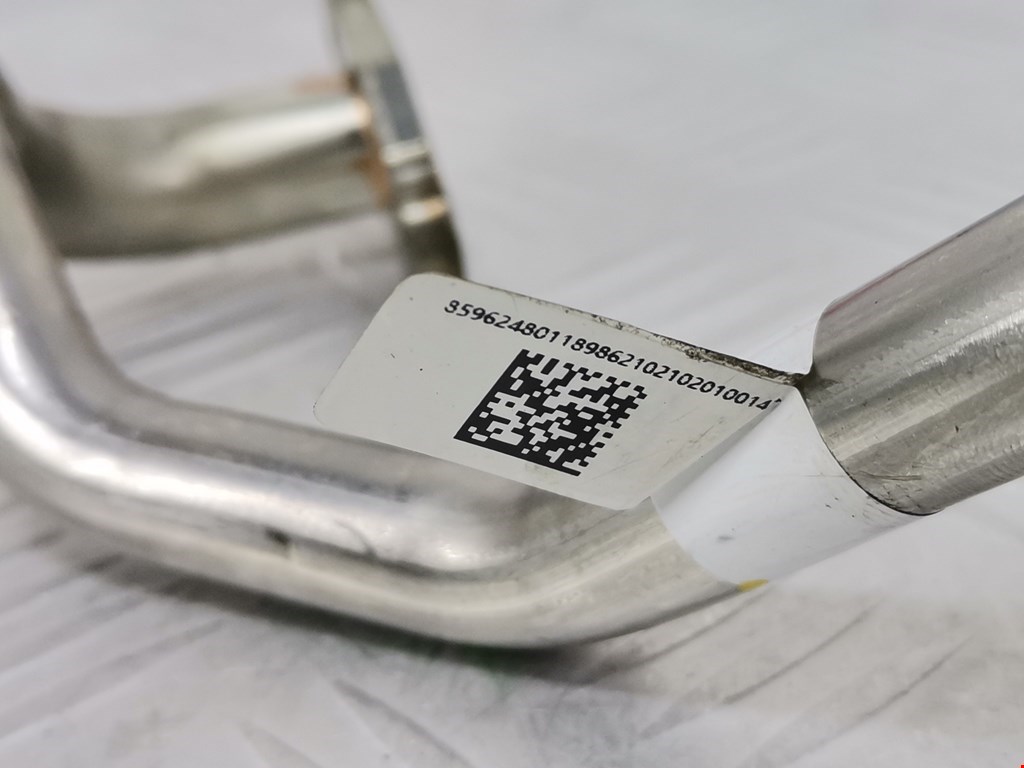 Трубка нагнетателя BMW 5er 5 серия G30/G31 2016-н.в.