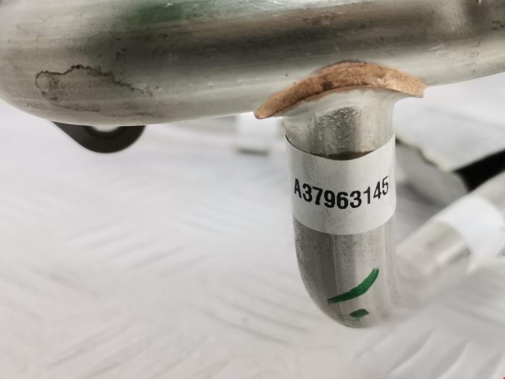 Трубка нагнетателя BMW 5er 5 серия G30/G31 2016-н.в.