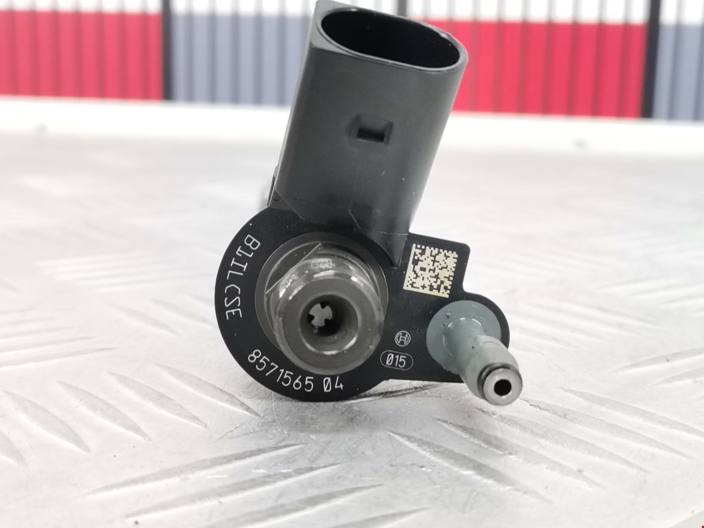 Форсунка дизельная электрическая BMW 5er 5 серия G30/G31 2016-н.в.