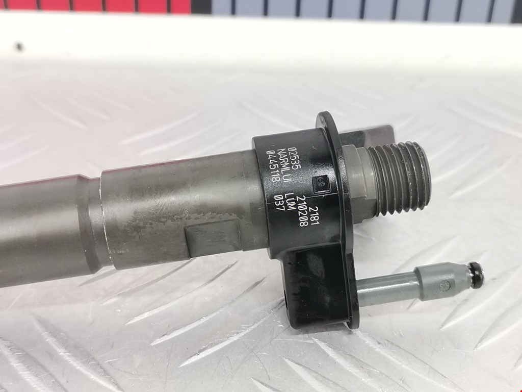 Форсунка дизельная электрическая BMW 5er 5 серия G30/G31 2016-н.в.