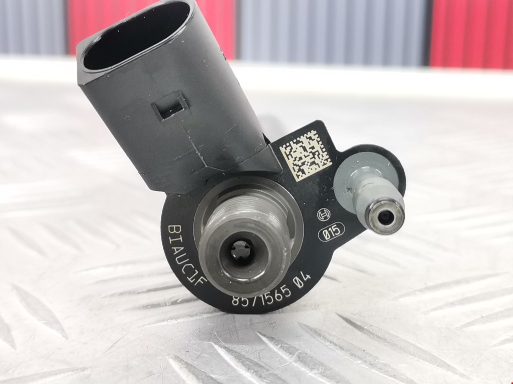 Форсунка дизельная электрическая BMW 5er 5 серия G30/G31 2016-н.в.