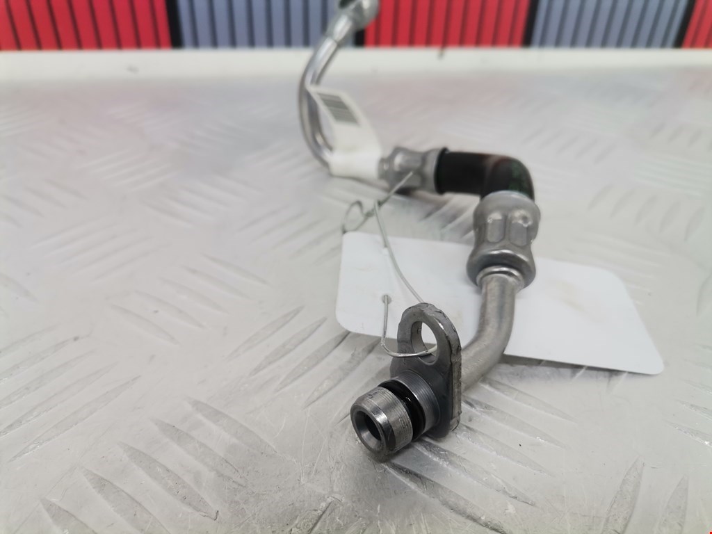 Трубка нагнетателя BMW 5er 5 серия G30/G31 2016-н.в.