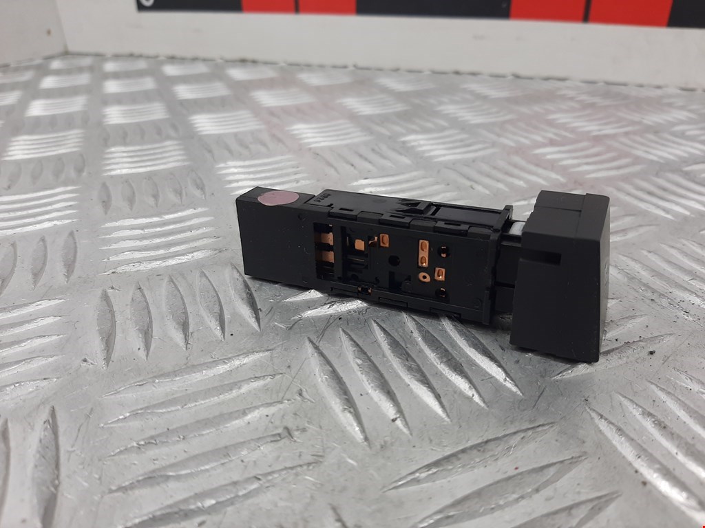 Кнопка антипробуксовочной системы CHEVROLET Captiva 2006-2010