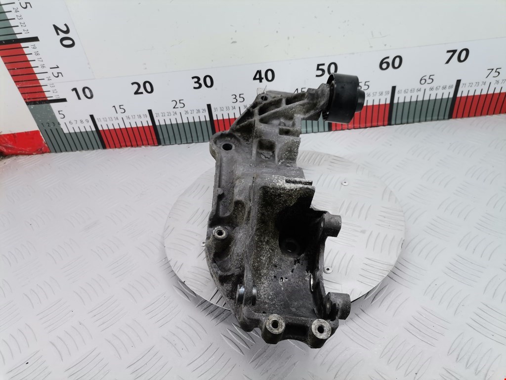 Кронштейн генератора RENAULT Espace 2003-2014