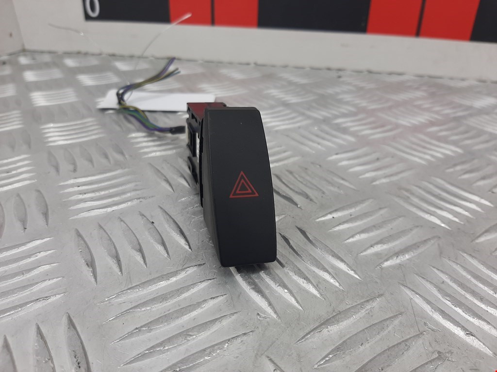 Кнопка аварийной сигнализации (аварийки) MAZDA Mazda 6 GH 2007-2012