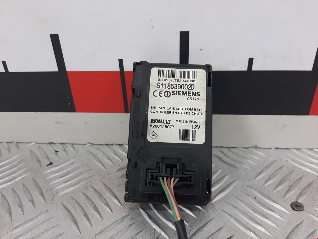 Замок зажигания RENAULT Scenic II 2003-2010