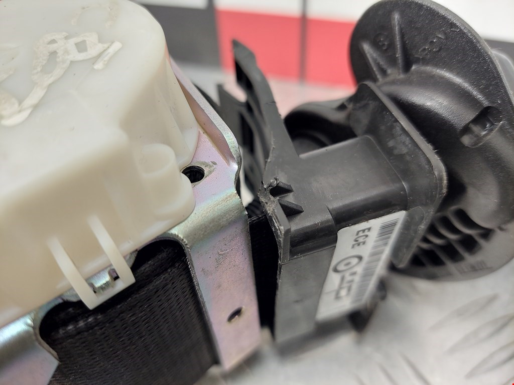 Ремень безопасности передний левый BMW 3er E90/E91 2005-2012